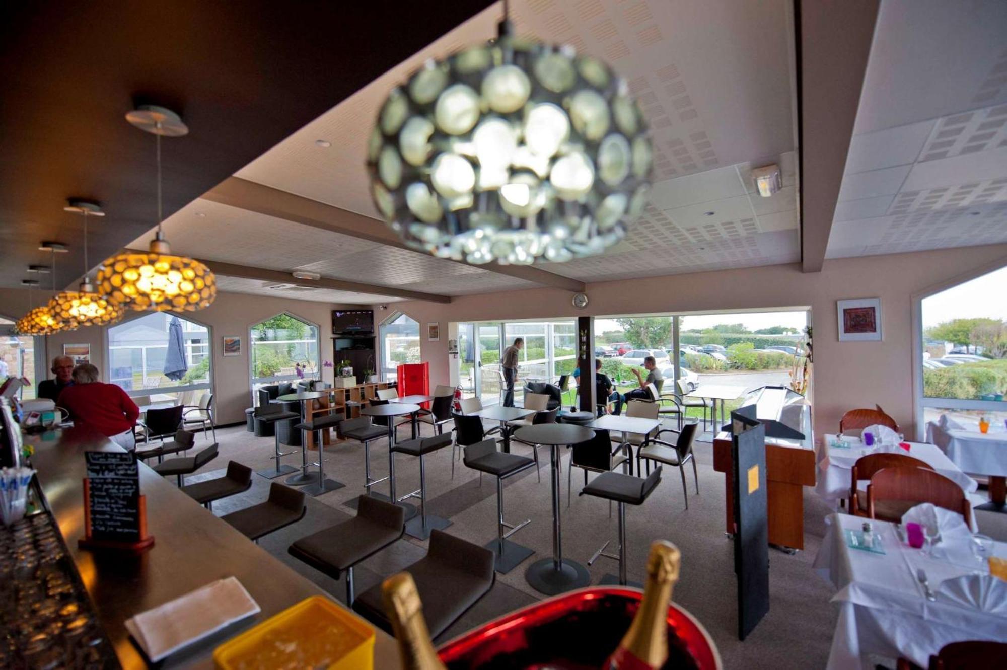 Brit Hotel Golfhotel Saint Samson Pleumeur Bodou Bagian luar foto