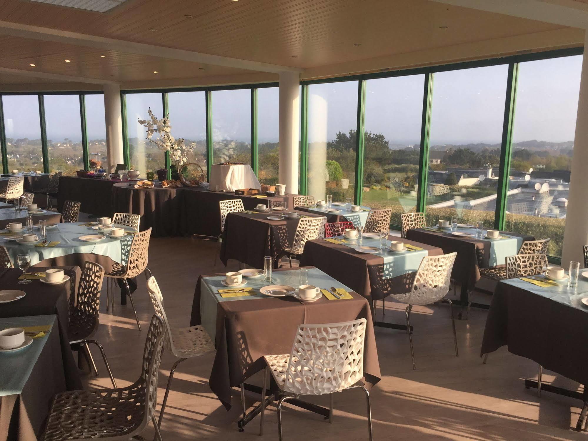 Brit Hotel Golfhotel Saint Samson Pleumeur Bodou Bagian luar foto